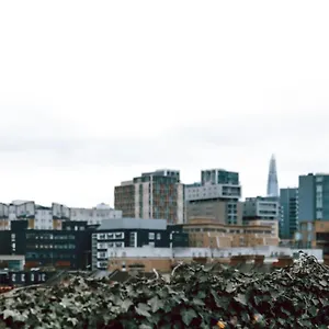 Hotel New Road, Londres